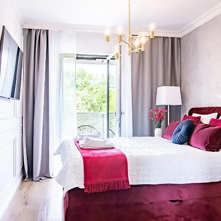 Golden Star Διαμέρισμα Krasków